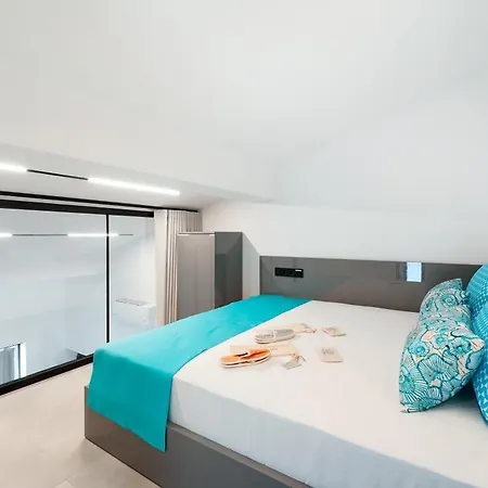 Mythodea Prive Luxury Suites Chrysi Ammoudia Exterior photo
