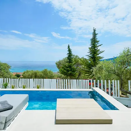 Mythodea Prive Luxury Suites Chrysi Ammoudia Exterior photo