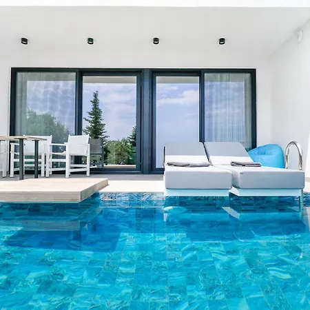 Mythodea Prive Luxury Suites Chrysi Ammoudia Exterior photo