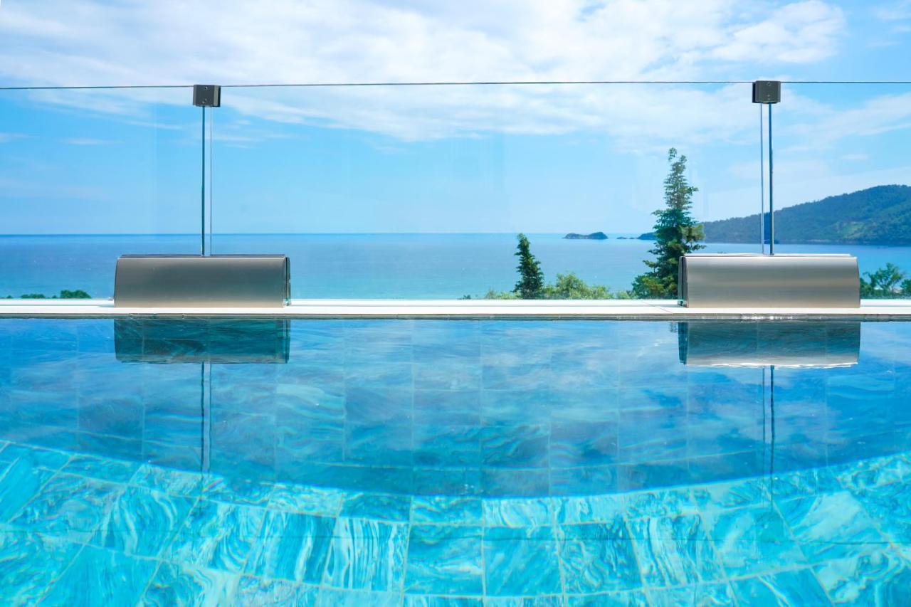 Mythodea Prive Luxury *