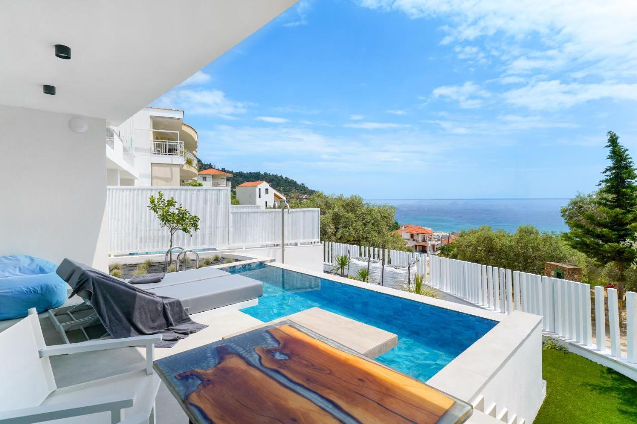 Mythodea Prive Luxury